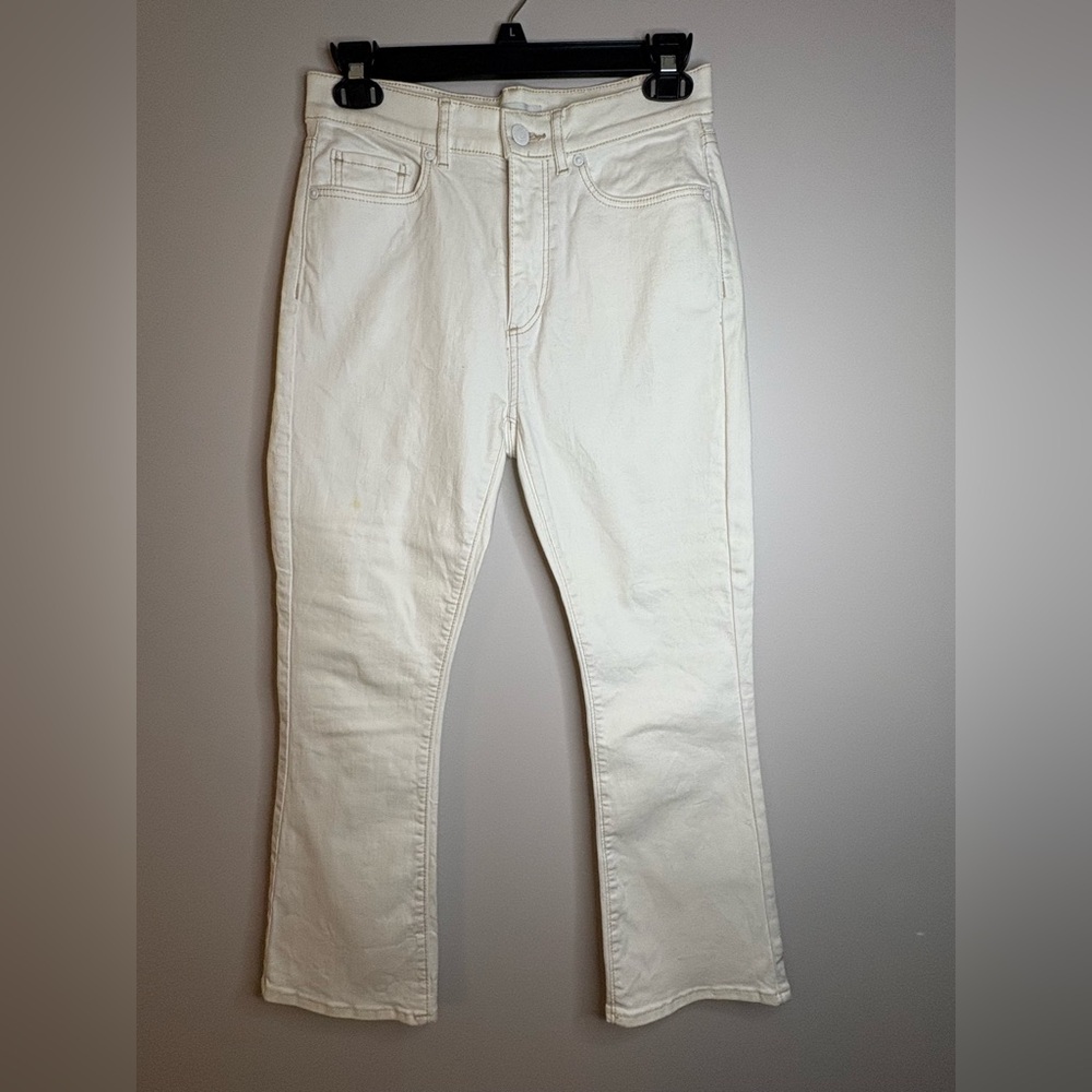 Women’s The Loft The Kick Crop cream colored jeans size 0P